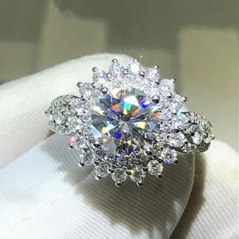 NEW 925 STERLING SILVER ROUND DIAMOND RING, CUTE RING, SHINY RING. - Picture 3 of 5